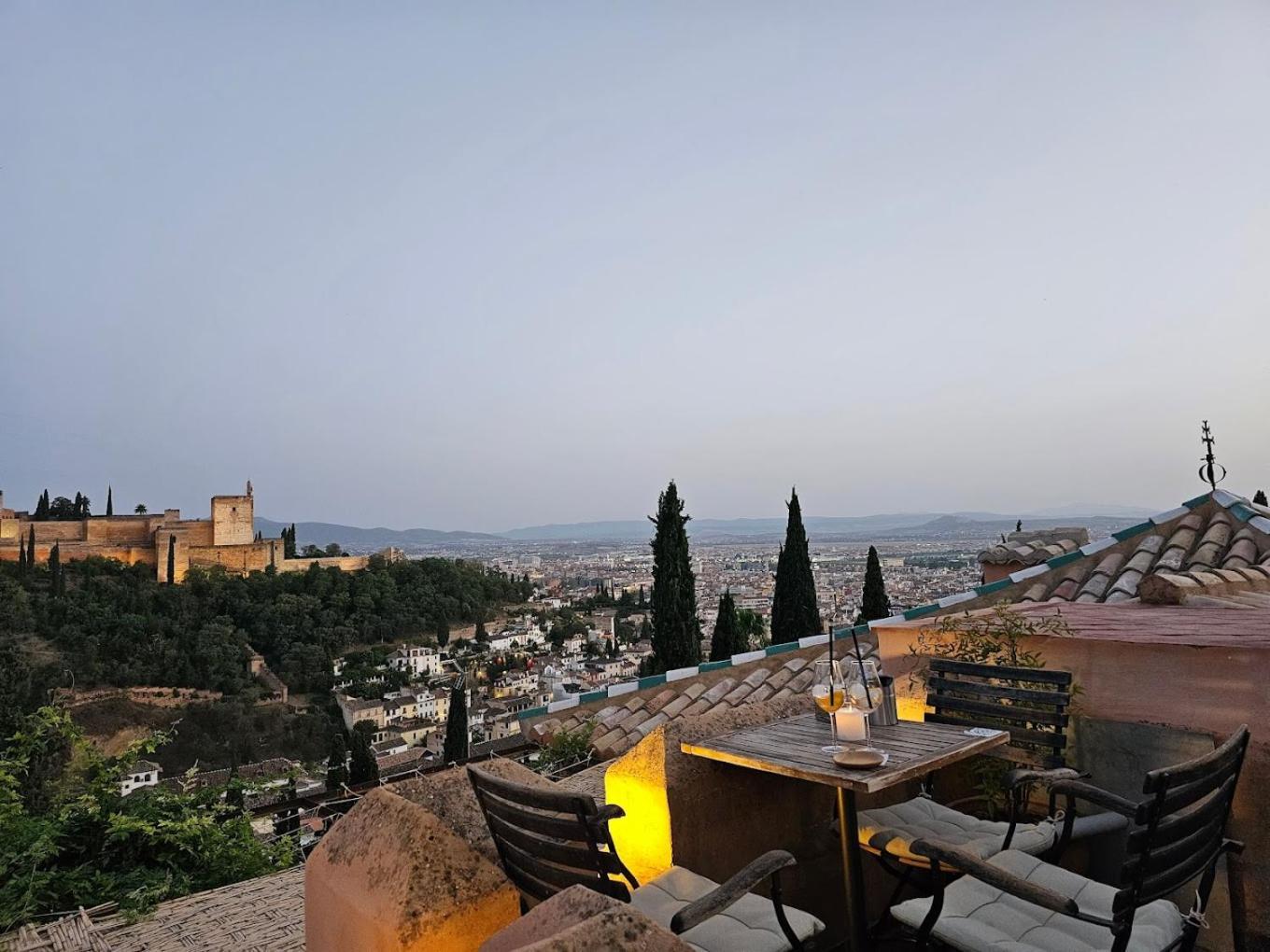 Bed and Breakfast La Casa Juan Ranas Гранада Экстерьер фото