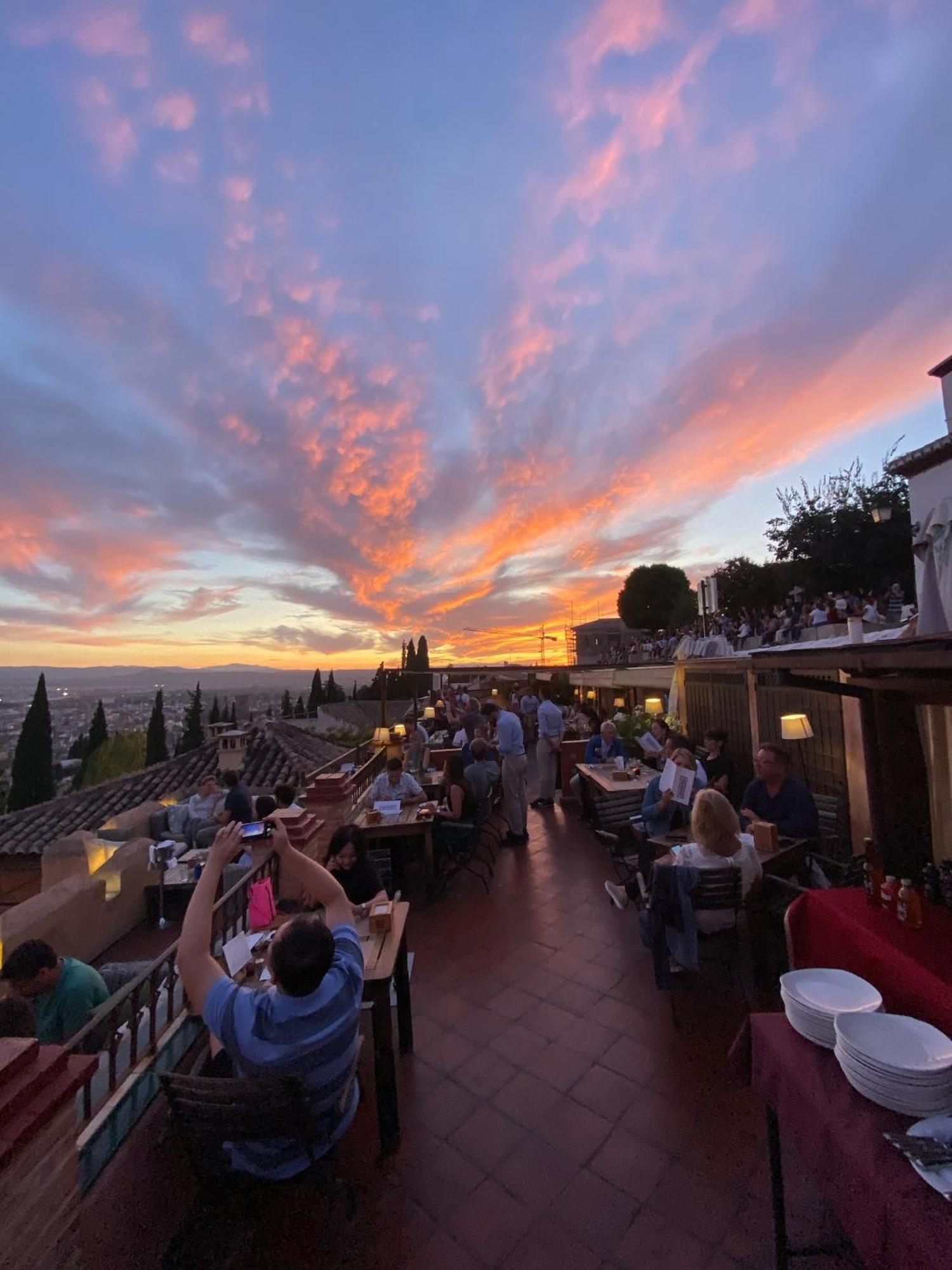 Bed and Breakfast La Casa Juan Ranas Гранада Экстерьер фото